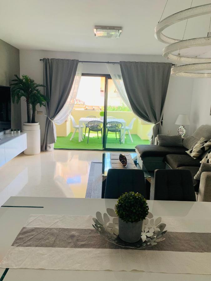 Capanes Del Golf Apartment เบนาบีส ภายนอก รูปภาพ