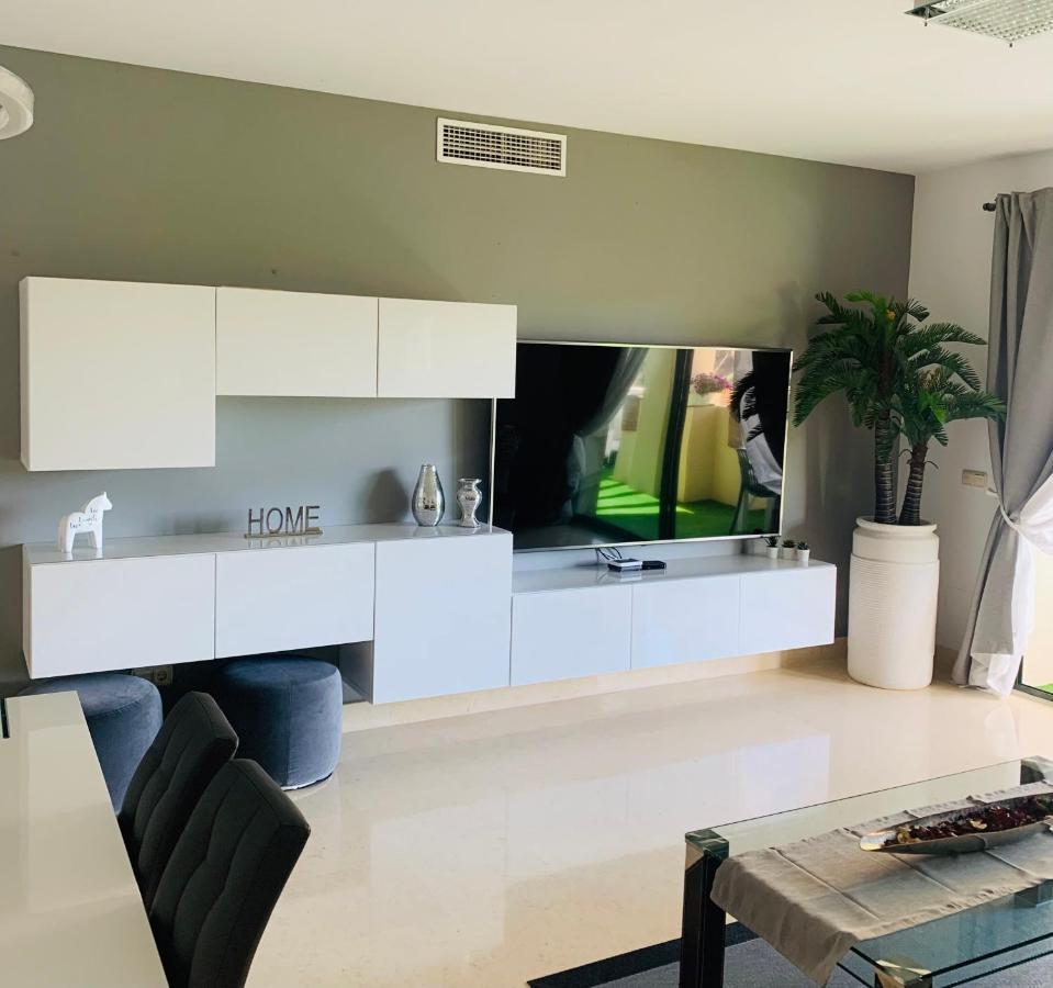Capanes Del Golf Apartment เบนาบีส ภายนอก รูปภาพ