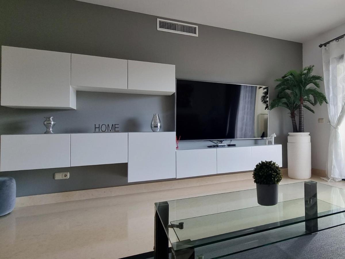 Capanes Del Golf Apartment เบนาบีส ภายนอก รูปภาพ